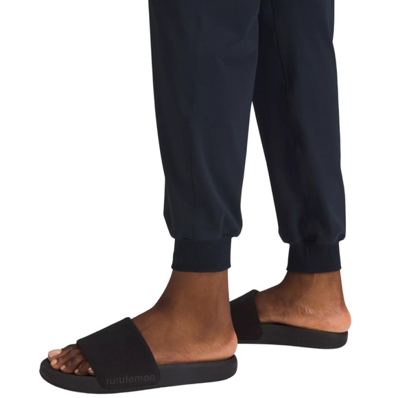 Lululemon Women’s Stretch High-Rise Jogger [Full Length] - Picture 9 of 9